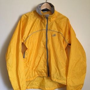 Performance Bicycle Light Jacket full Zip Windbreaker Size M Yellow Nylon